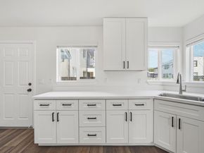 7876 Bancroft Avenue, Oakland CA 94605