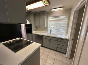 995 Henderson Avenue, Sunnyvale CA 94086