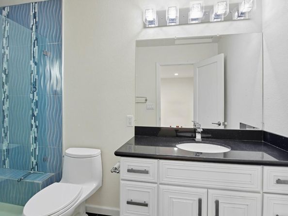 223 San Carlos Avenue, Redwood City CA 94061