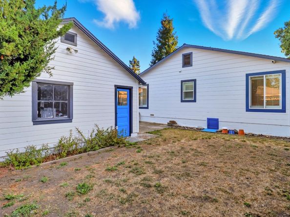 223 San Carlos Avenue, Redwood City CA 94061