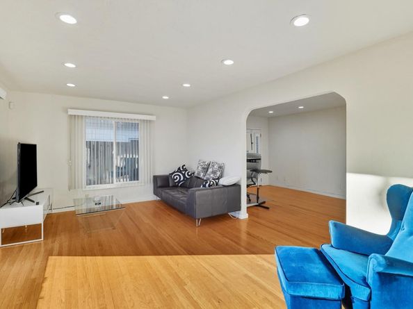 223 San Carlos Avenue, Redwood City CA 94061