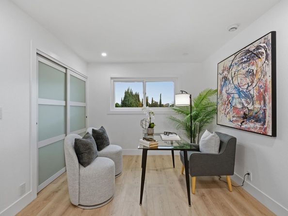 422 Liquidambar Way, Sunnyvale CA 94086