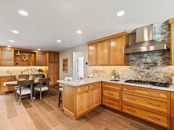 2772 Quinto Way, San Jose CA 95124
