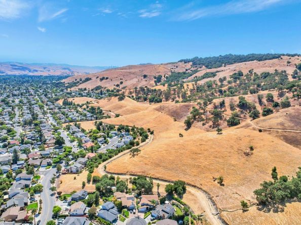 6449 Curie Court, San Jose CA 95123