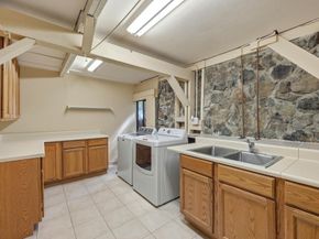 9 Russell Avenue, Portola Valley CA 94028