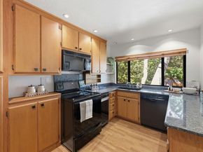 9 Russell Avenue, Portola Valley CA 94028