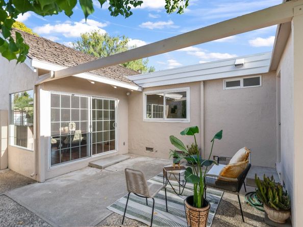 1353 Spoonbill Way, Sunnyvale CA 94087