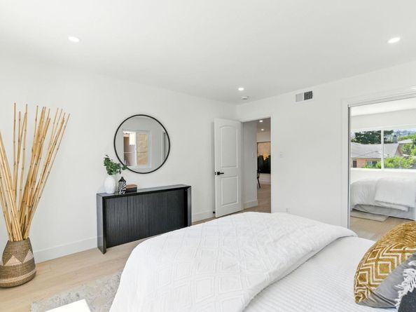 731 Valota Road, Redwood City CA 94061