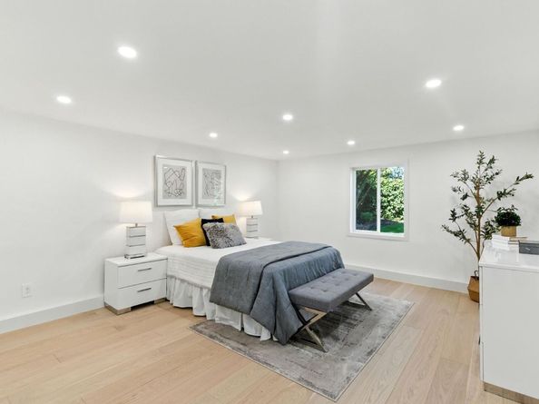 731 Valota Road, Redwood City CA 94061