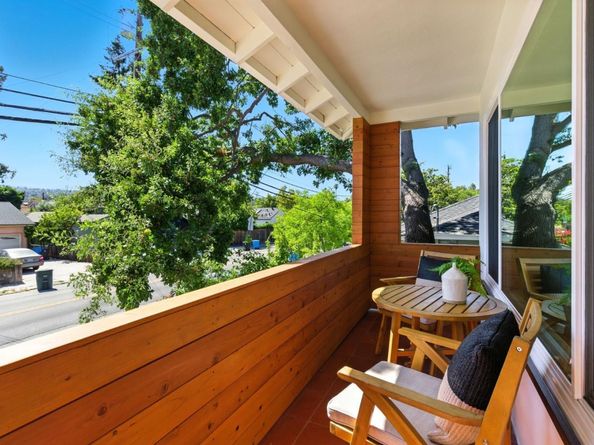731 Valota Road, Redwood City CA 94061