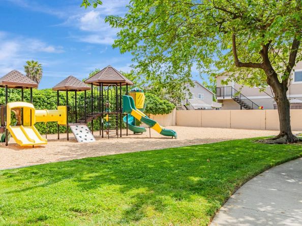 295 Rio Verde Place 4, Milpitas CA 95035
