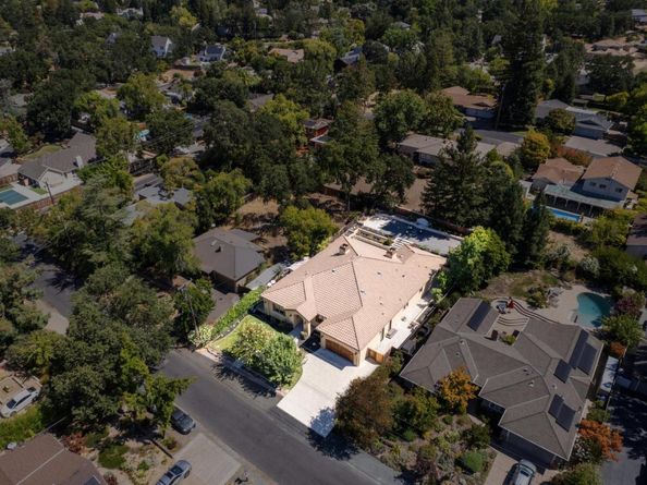 716 Rosewood Drive, Walnut Creek CA 94596