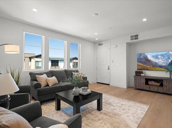 16293 Gellatt Court, Los Gatos CA 95032