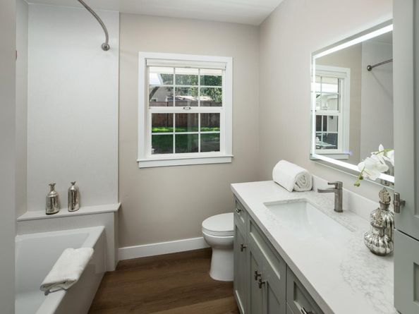 706 University Avenue, Los Altos CA 94022