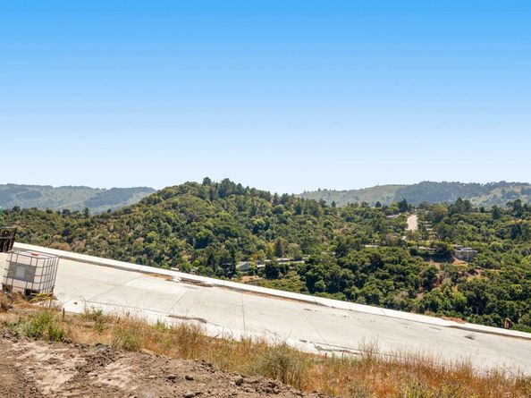 128 Rosewood Lane Lane, San Mateo CA 94402