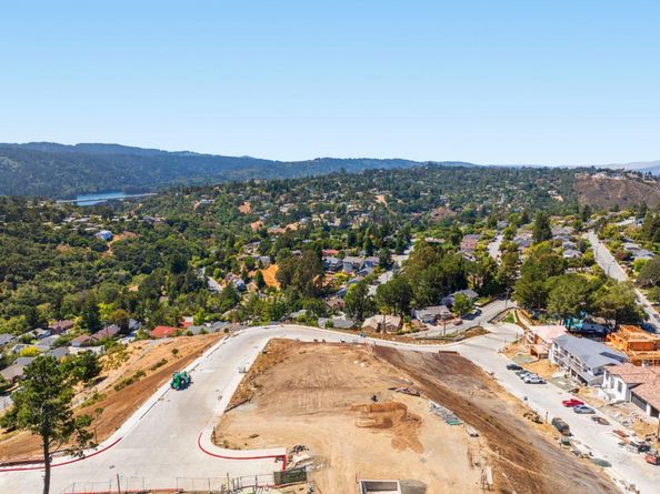 128 Rosewood Lane Lane, San Mateo CA 94402