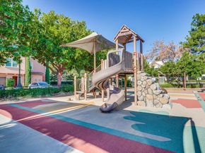 589 San Remi Terrace 55, Sunnyvale CA 94085