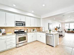 589 San Remi Terrace 55, Sunnyvale CA 94085