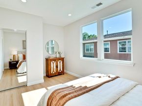 589 San Remi Terrace 55, Sunnyvale CA 94085