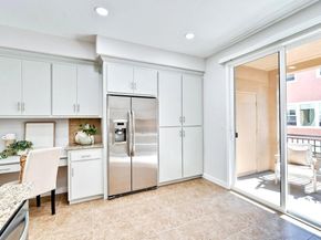 589 San Remi Terrace 55, Sunnyvale CA 94085