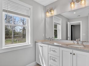 228 Norfolk St 228, Holliston MA 01746