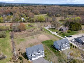 228 Norfolk St 228, Holliston MA 01746