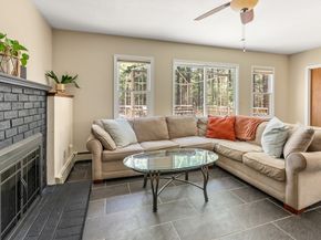 39 Leonard St, Carver MA 02330