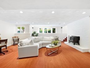98 Blossomcrest Rd, Lexington MA 02421