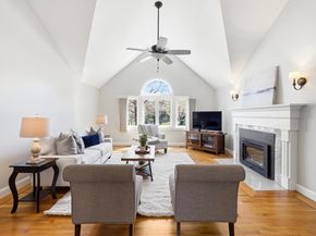 98 Blossomcrest Rd, Lexington MA 02421