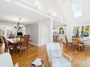 98 Blossomcrest Rd, Lexington MA 02421