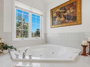 20 Washington Lane, Hopkinton MA 01748