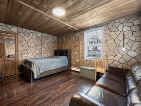 6 Harrington Way, Worcester MA 01604