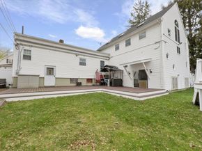 6 Harrington Way, Worcester MA 01604