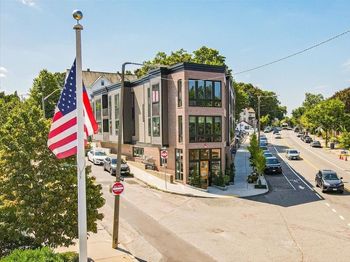 46 Belgrade Ave