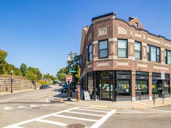 46 Belgrade Ave 2, Boston MA 02131