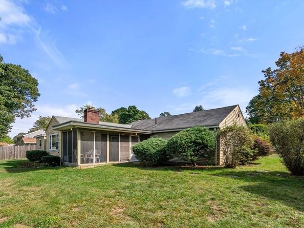 13 Sheffield Road, Natick MA 01760
