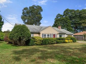 13 Sheffield Road, Natick MA 01760