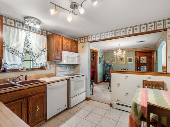 13 Sheffield Road, Natick MA 01760