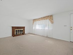 2 Winstead Lane, Weymouth MA 02189