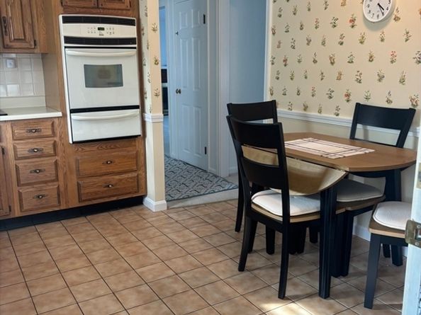 2 Winstead Lane, Weymouth MA 02189