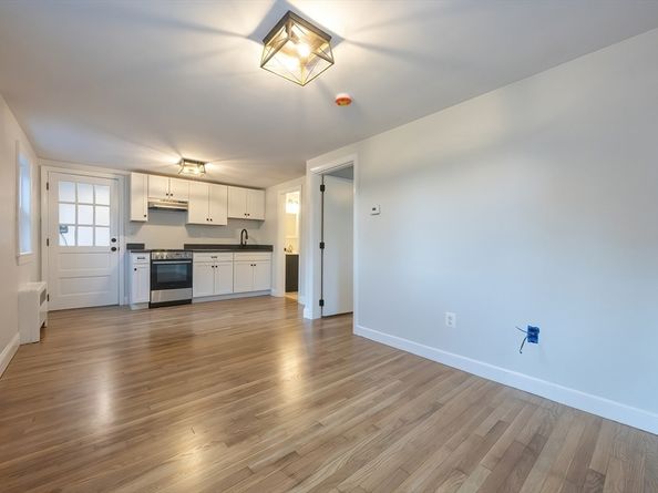 69 Morningside Dr, Walpole MA 02081