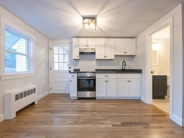 69 Morningside Dr, Walpole MA 02081