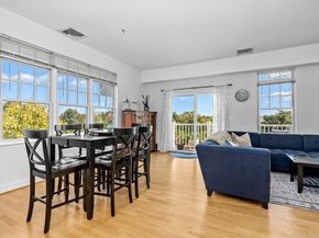 614 Pond St 1405, Braintree MA 02184