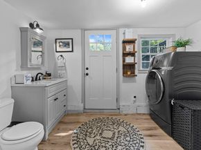 86 Pine St, Rochester MA 02770