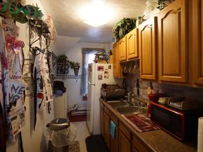 17 Vinson St, Worcester MA 01605