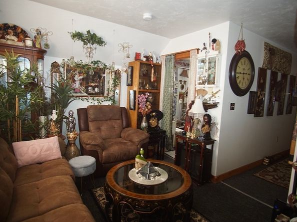 17 Vinson St, Worcester MA 01605