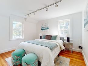 125 Oakdale Rd, Newton MA 02461