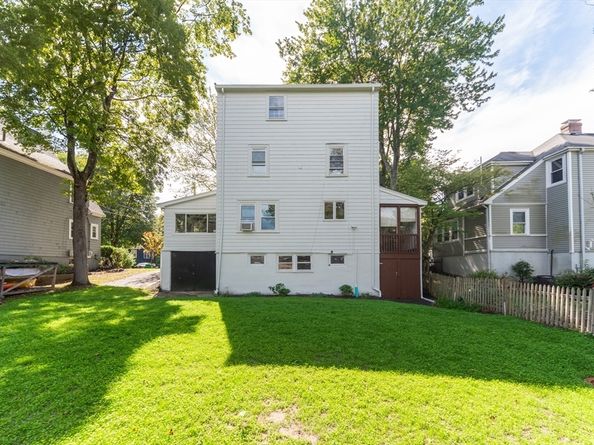 125 Oakdale Rd, Newton MA 02461