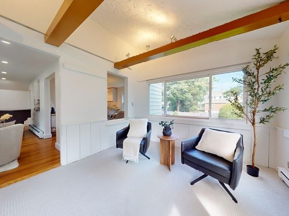 125 Oakdale Rd, Newton MA 02461