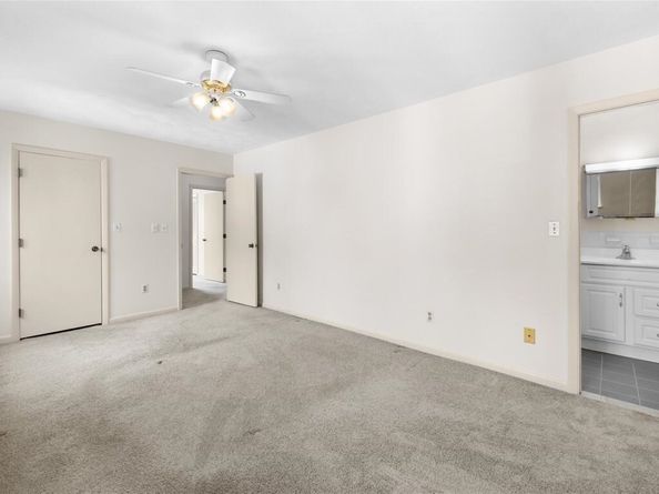 611 Watertown St 14, Newton MA 02460